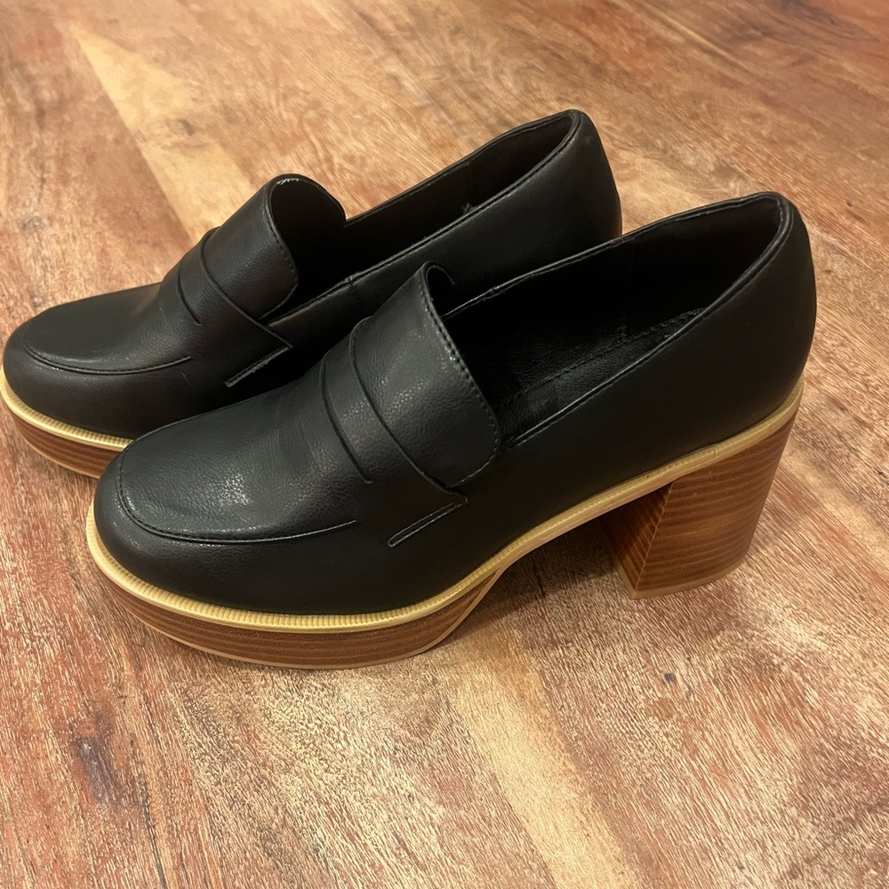 OASIS SOCIETY Hannah - Platform Penny Loafers Women’s Size 7.5 Black